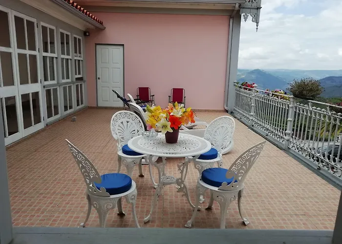 Palacio Nova Seara 2503 - Al Armamar